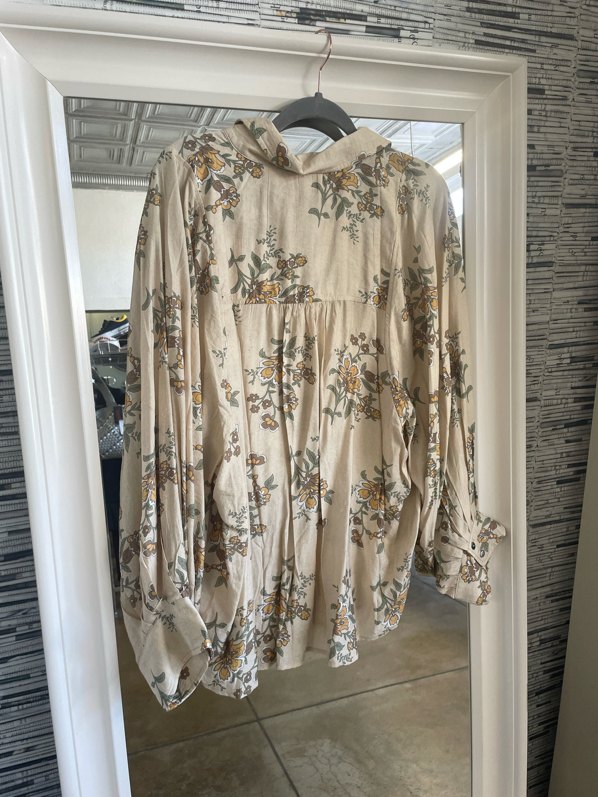 entro Size XL off white Print Top