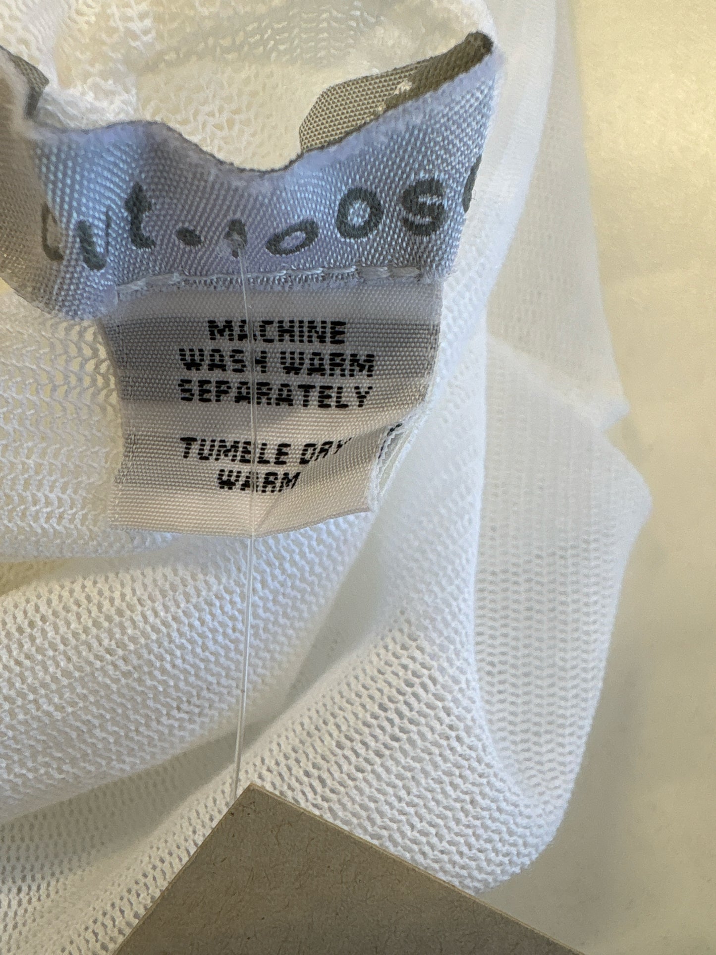Cut Loose Size M White Top