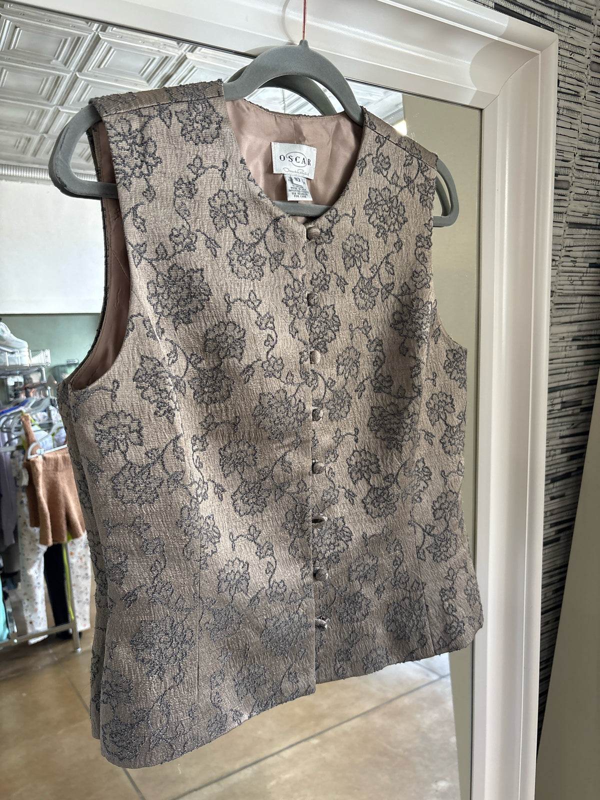 Oscar Size 10 Gold/Silver Vest