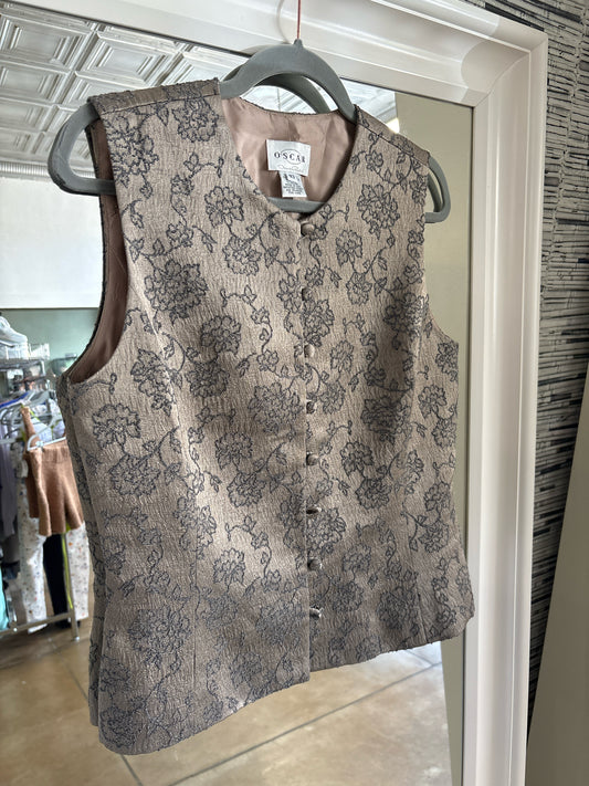 Oscar Size 10 Gold/Silver Vest