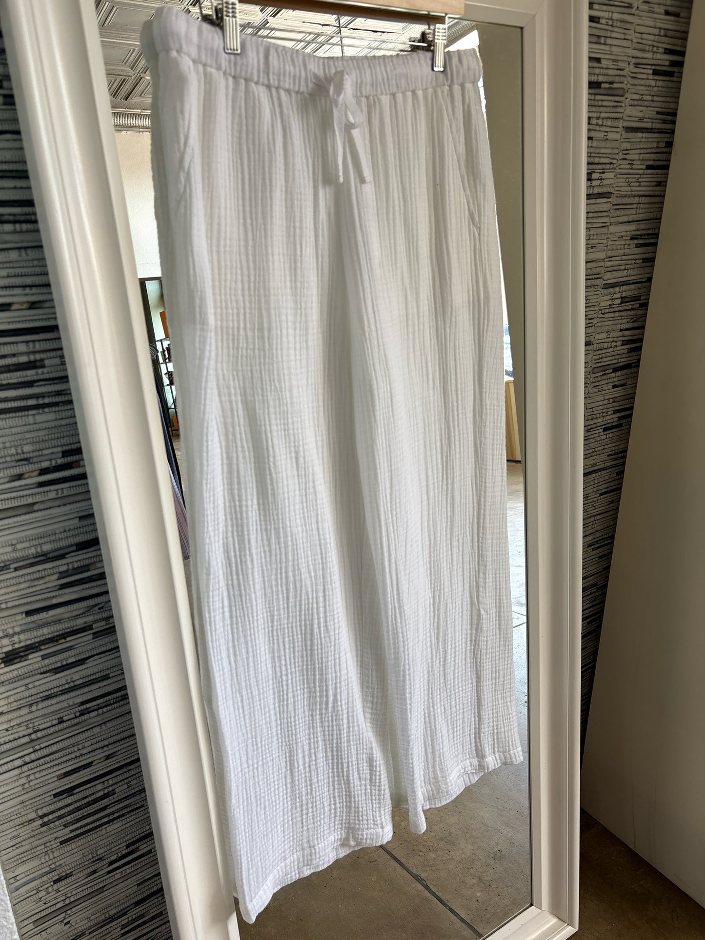 EILEEN FISHER Size M White Pants
