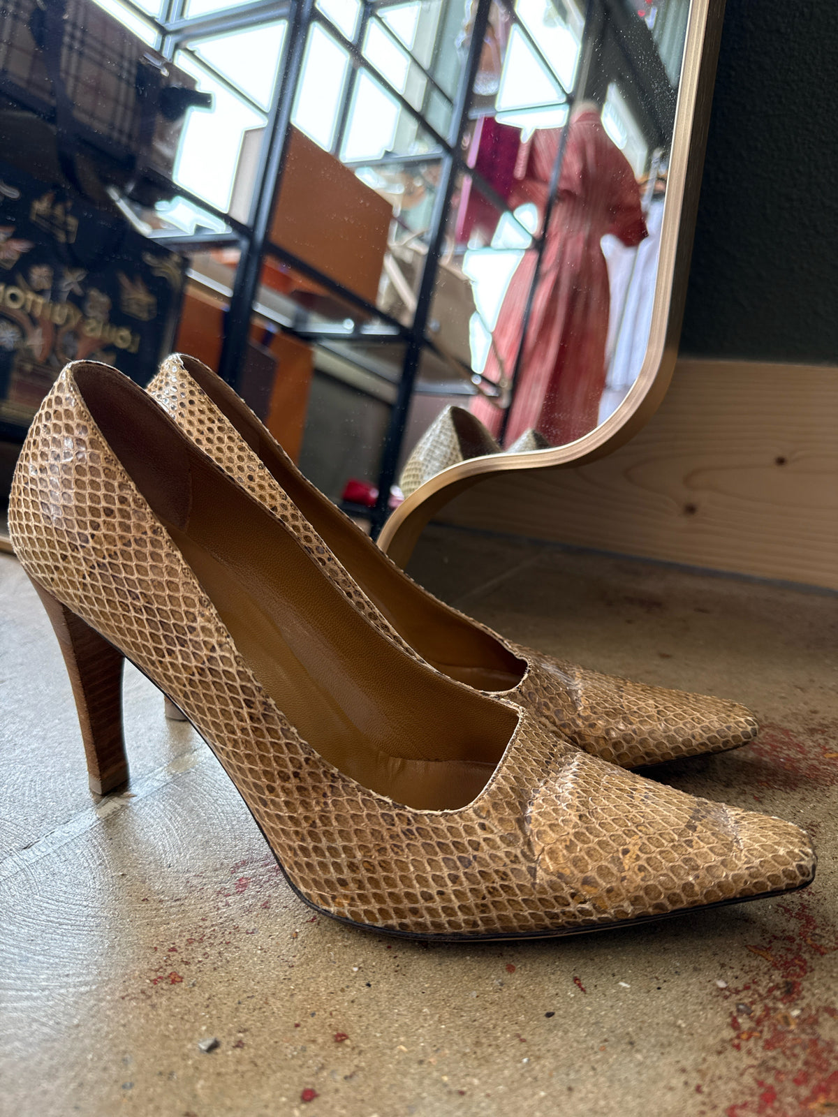 Gucci Shoe Size 39.5 Tan Heels
