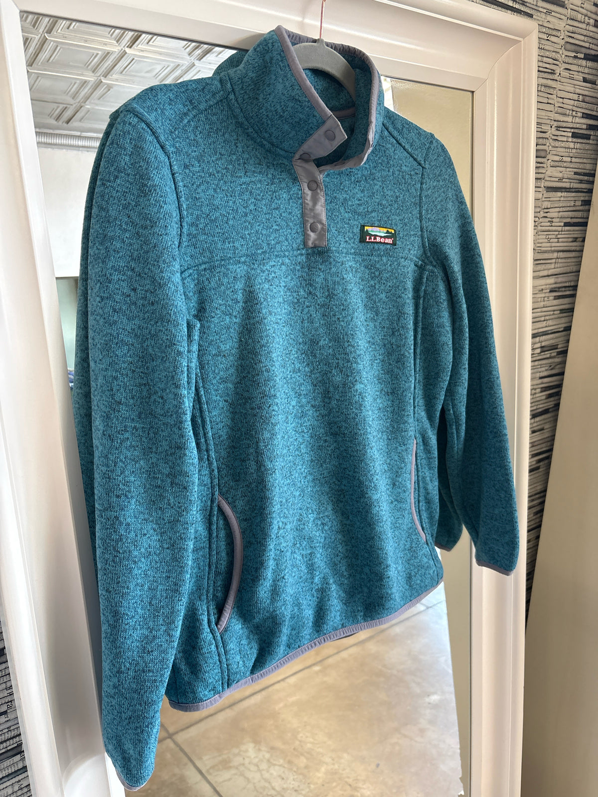 LL Bean Size S Blue Sweatshirt/Hoodie