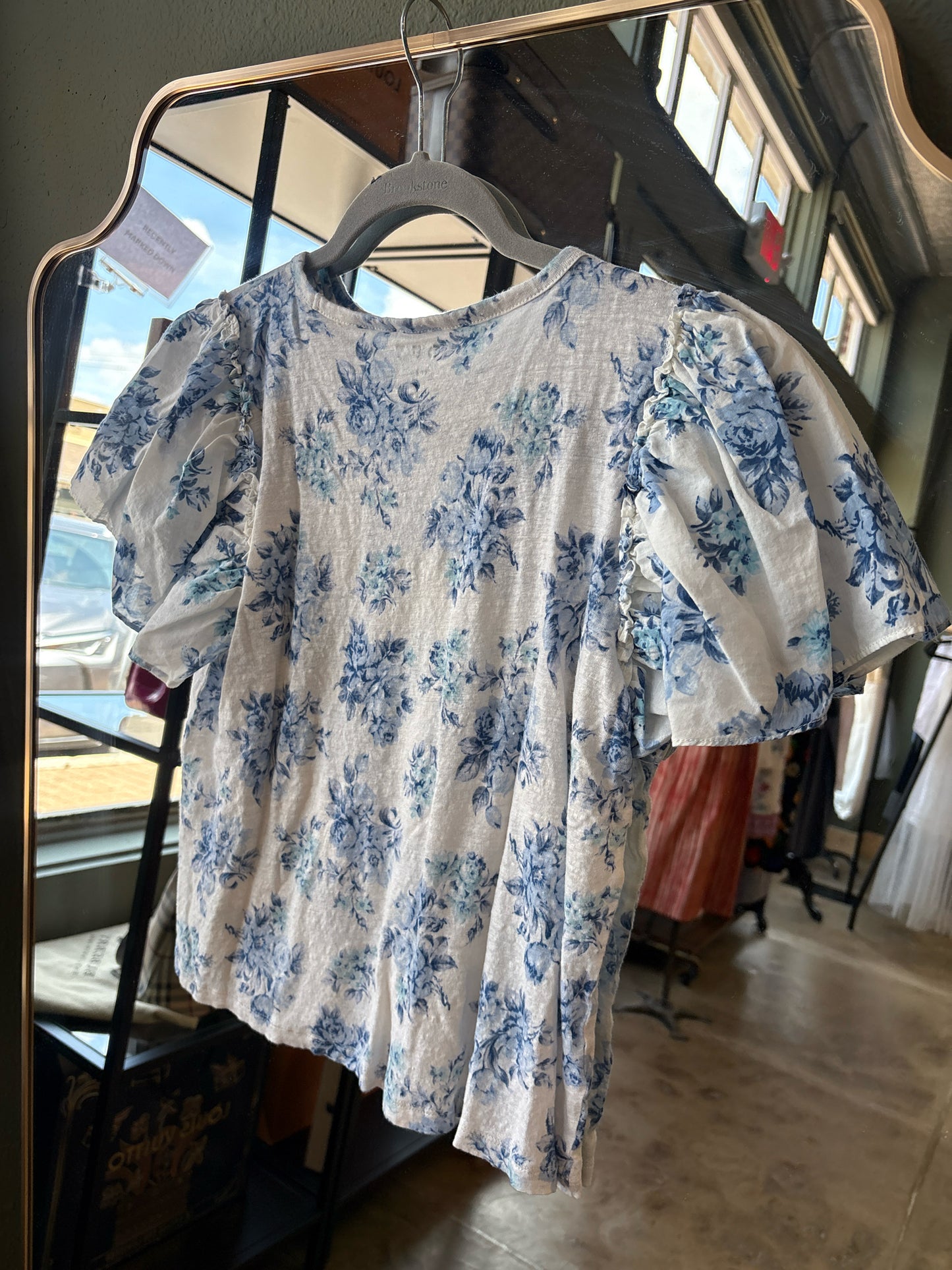 LOFT Size SP White and Blue Top