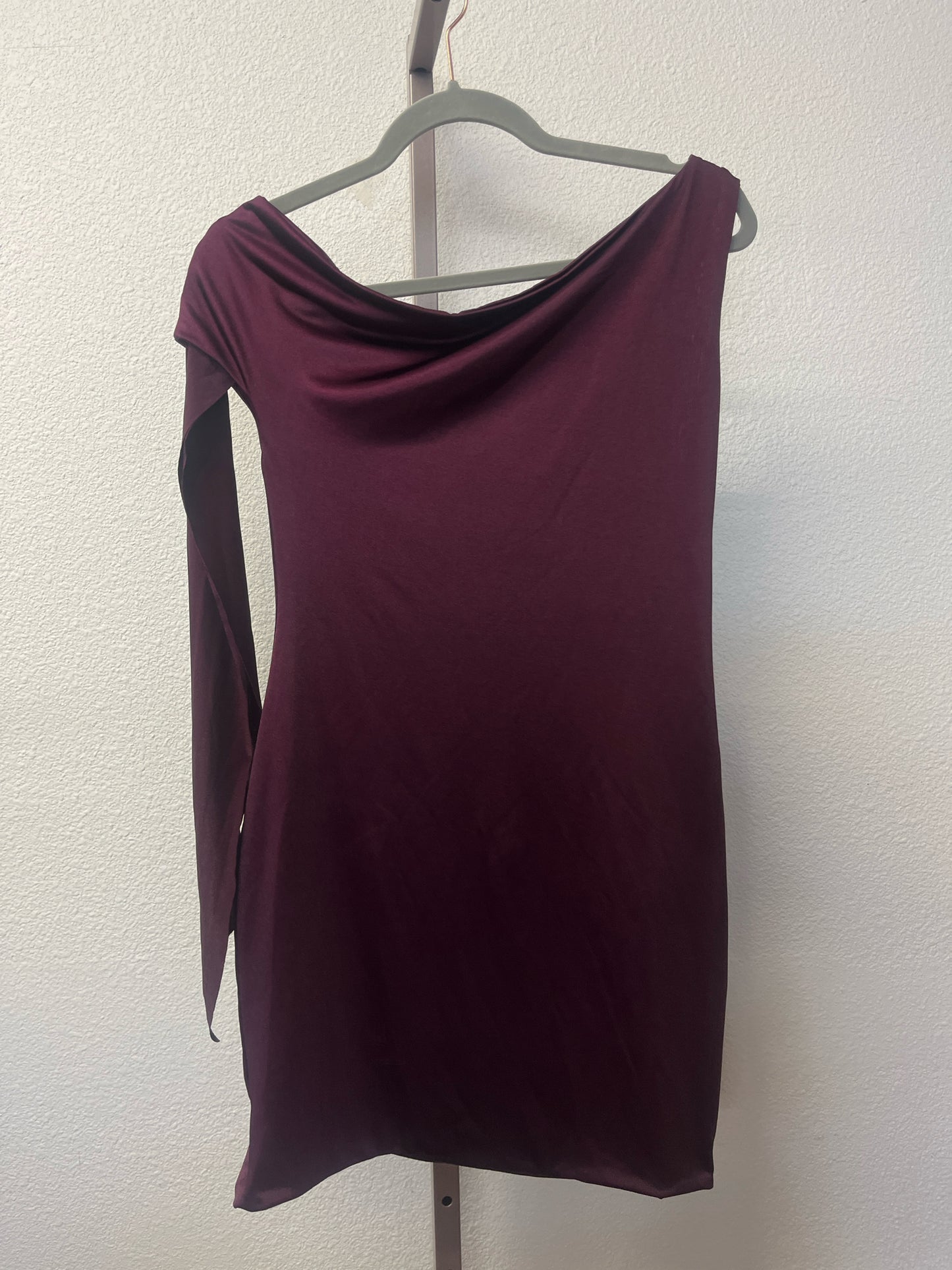 Club L Size 8 Wine Short Dress