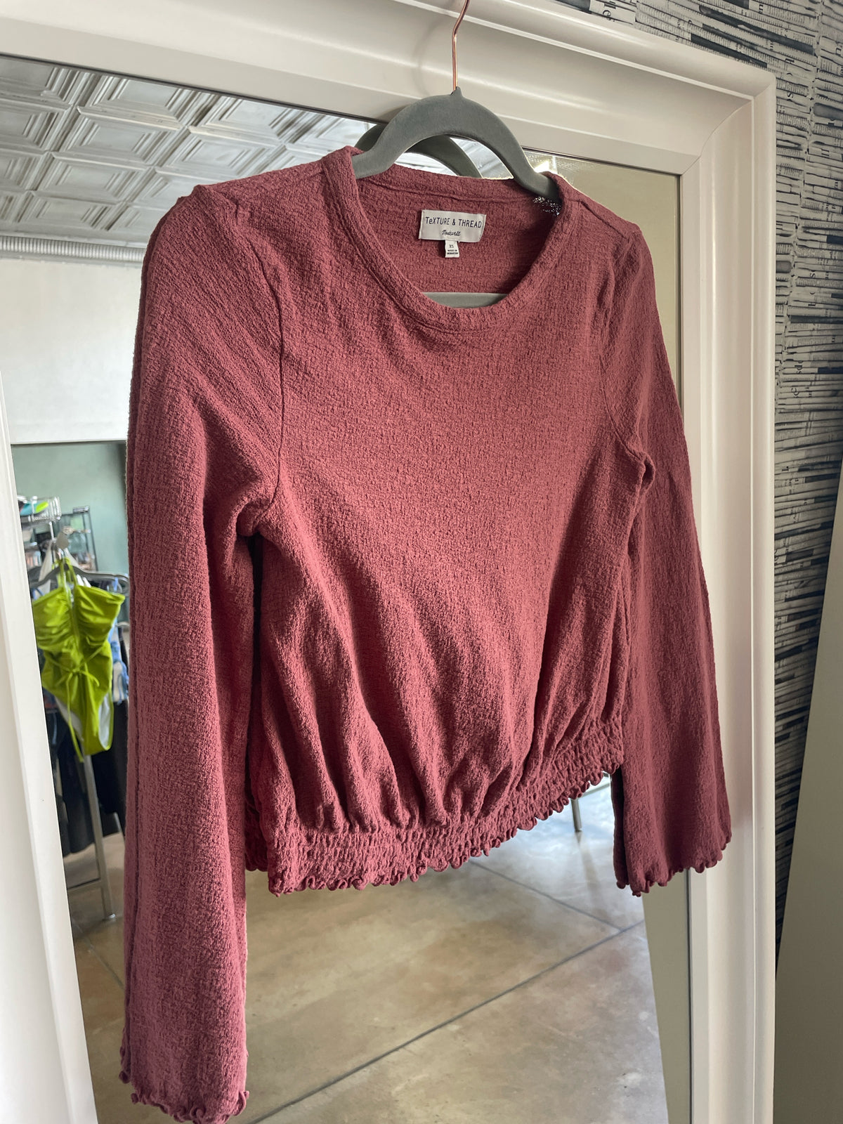 TEXTURES & THREAD Size XS Rose Top
