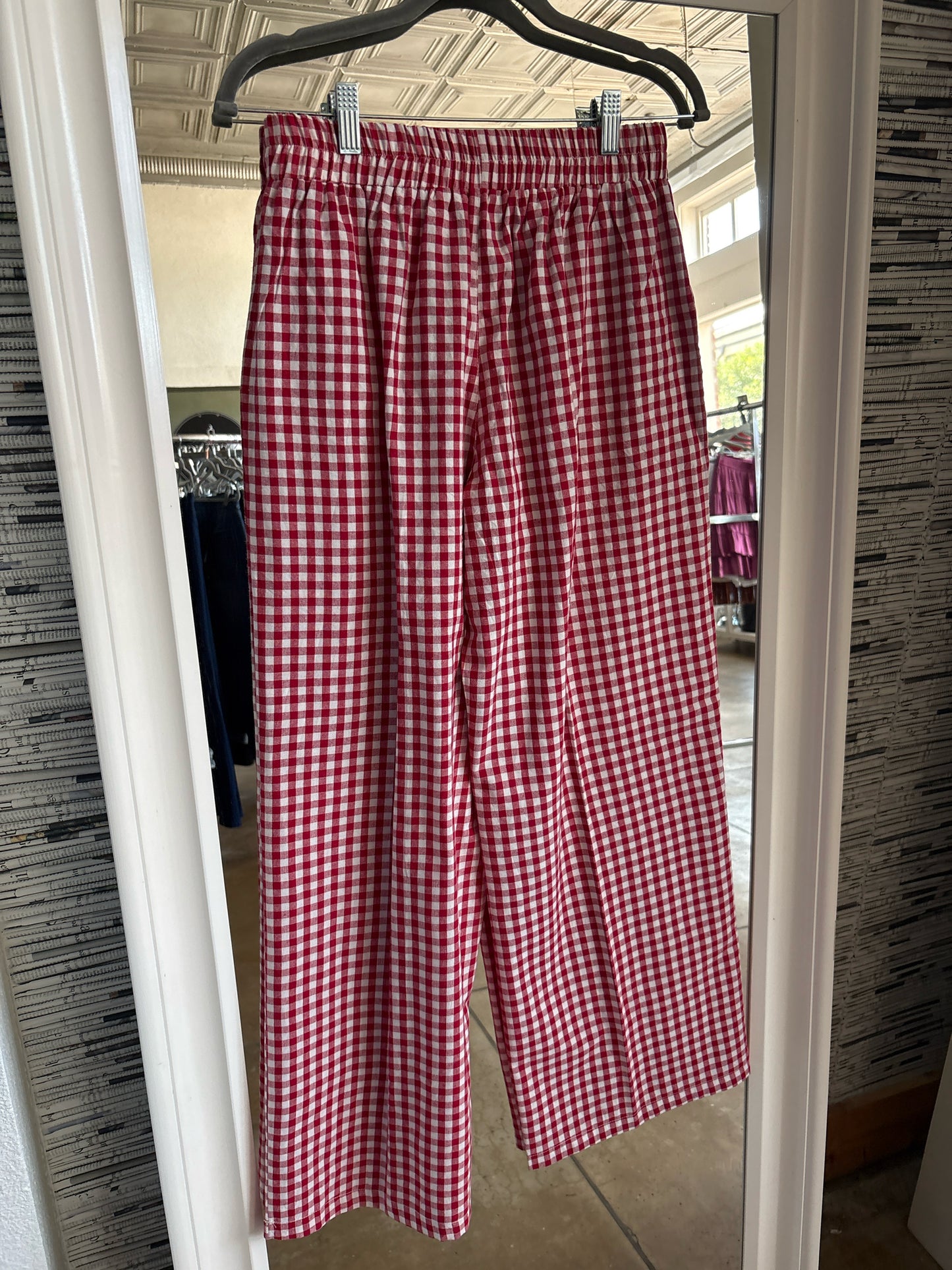 Lomon Size S Red & White Checkered Pants