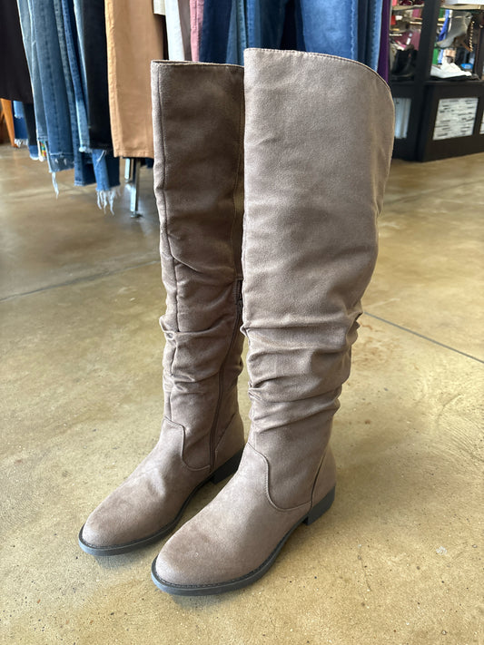 JUSTFAB Shoe Size 9 Boots