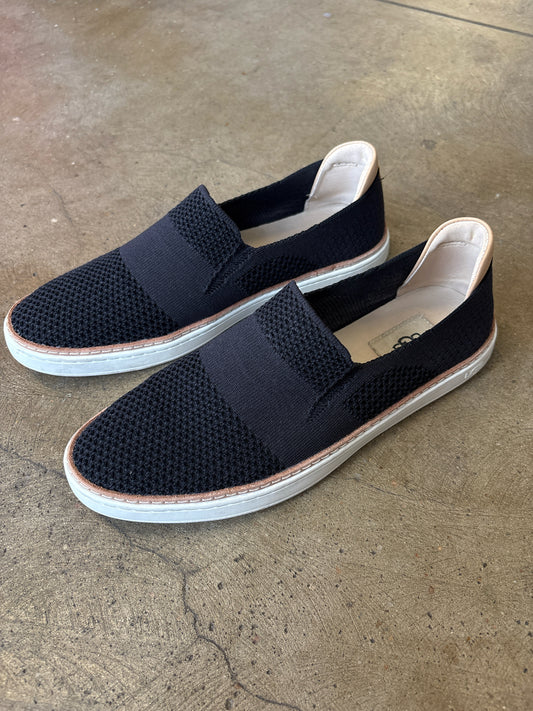Ugg Shoe Size 9.5 Black Mesh Loafers