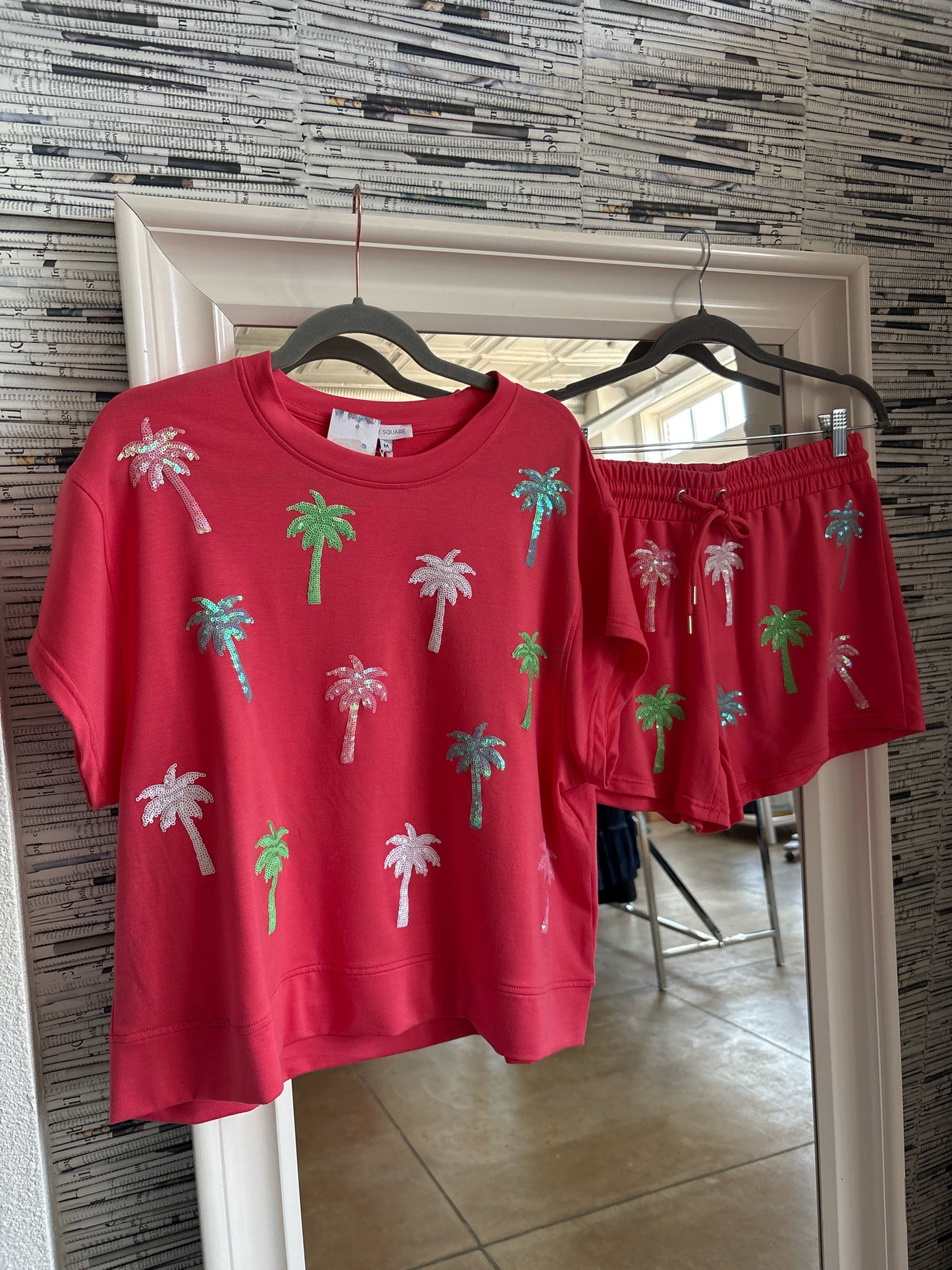 Mary Square Size M Coral Two PC Set