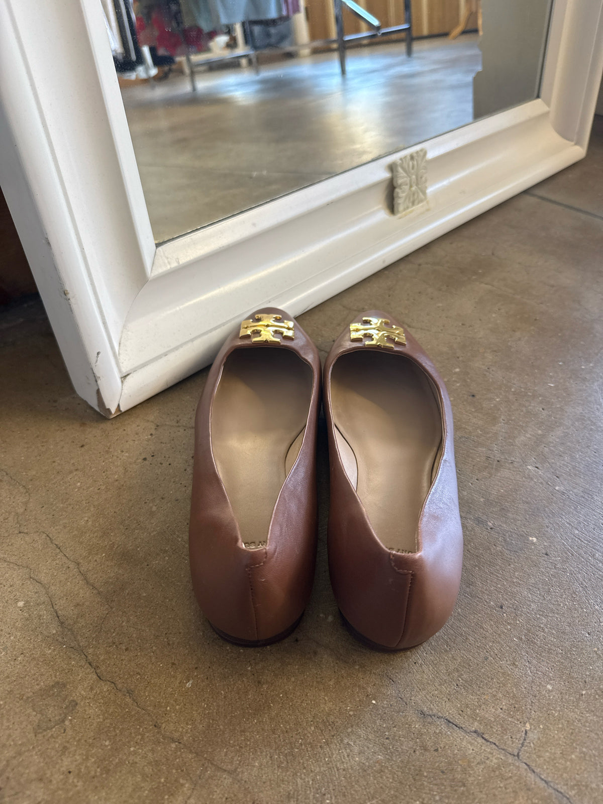 Tory Burch Shoe Size 8.5 Brown Flats