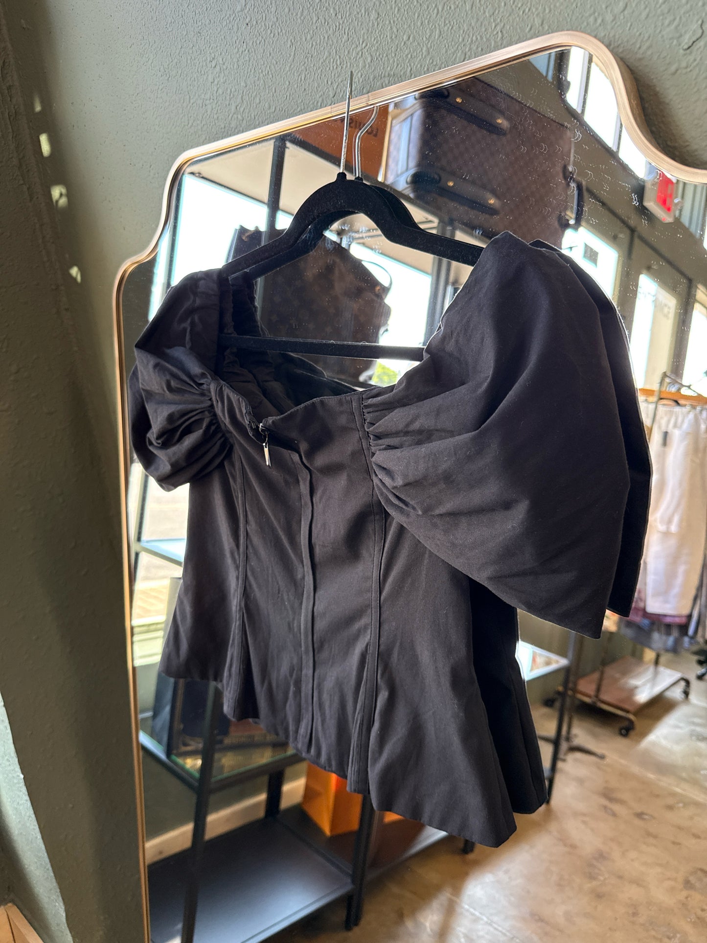 White House Black Market Size 6 Black Top