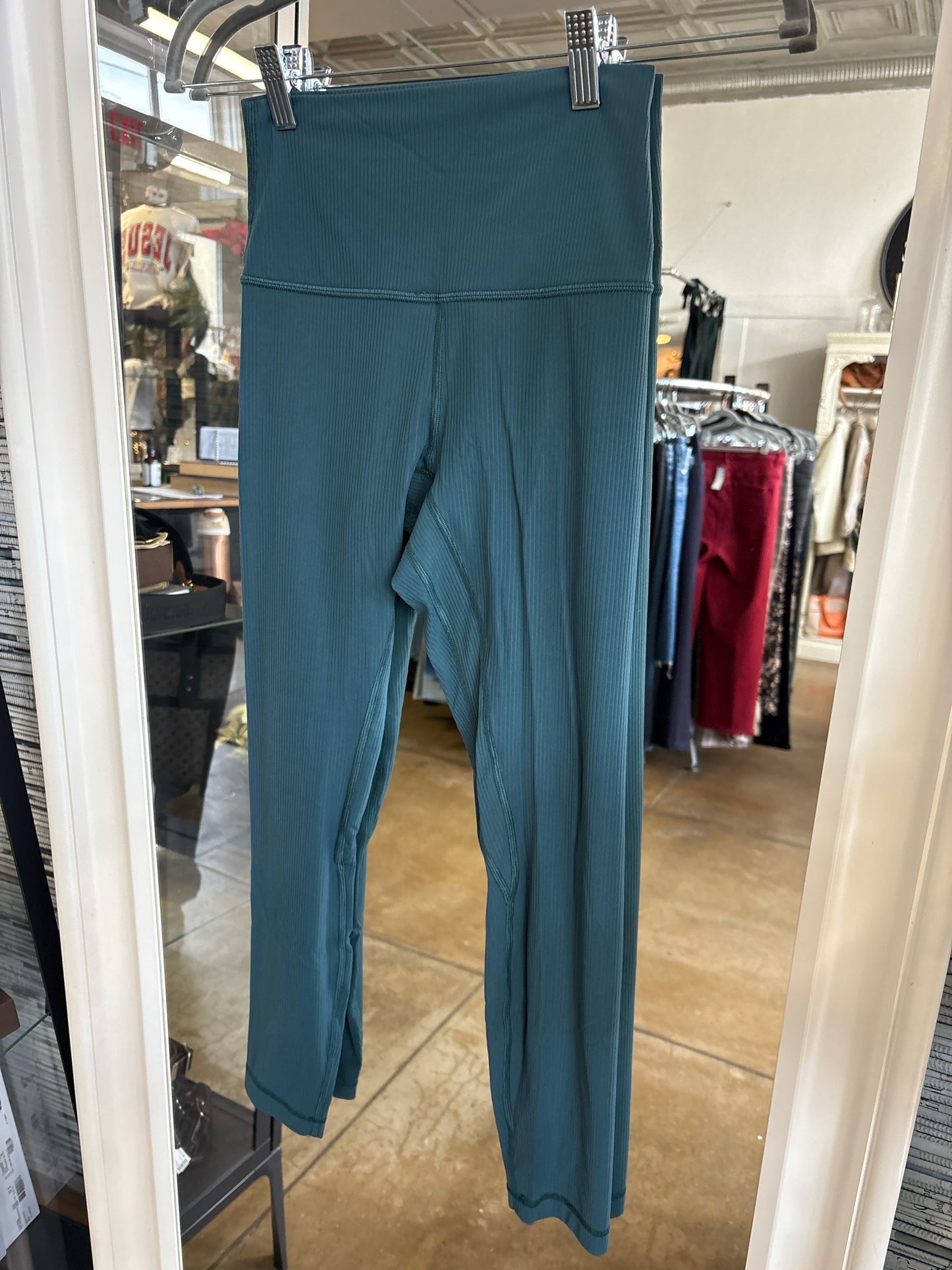 Lululemon Size 4 Legging