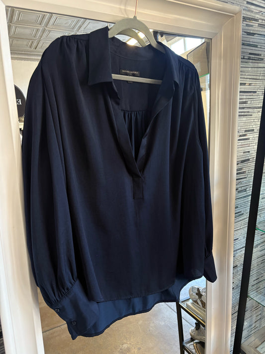Banana Republic Size XL Navy Top