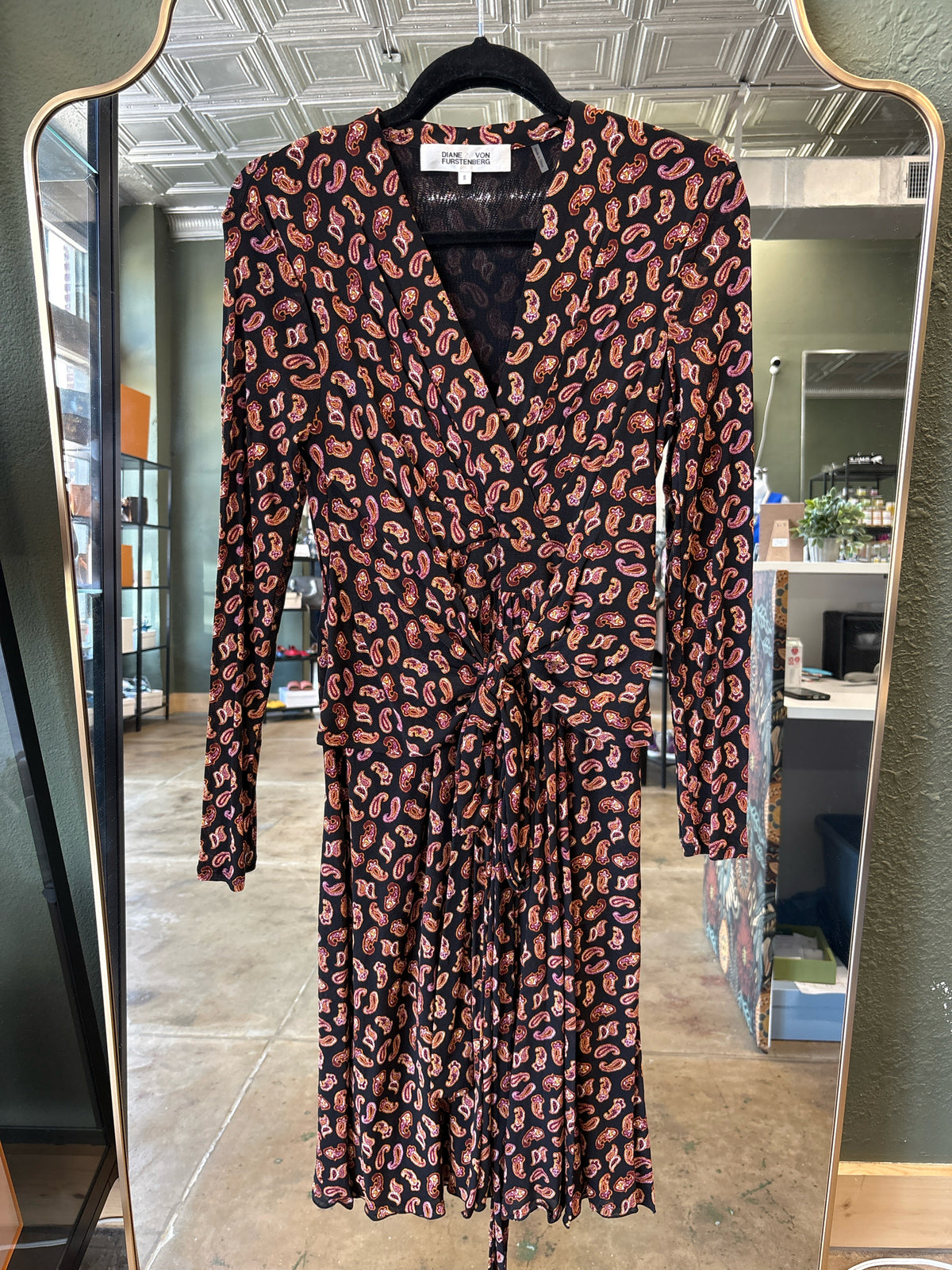Diane VonFurstenberg Size S Black Print Dress