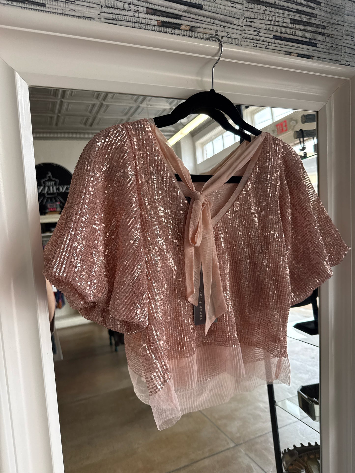 sarah hann Size XSP Rose Sequin Top