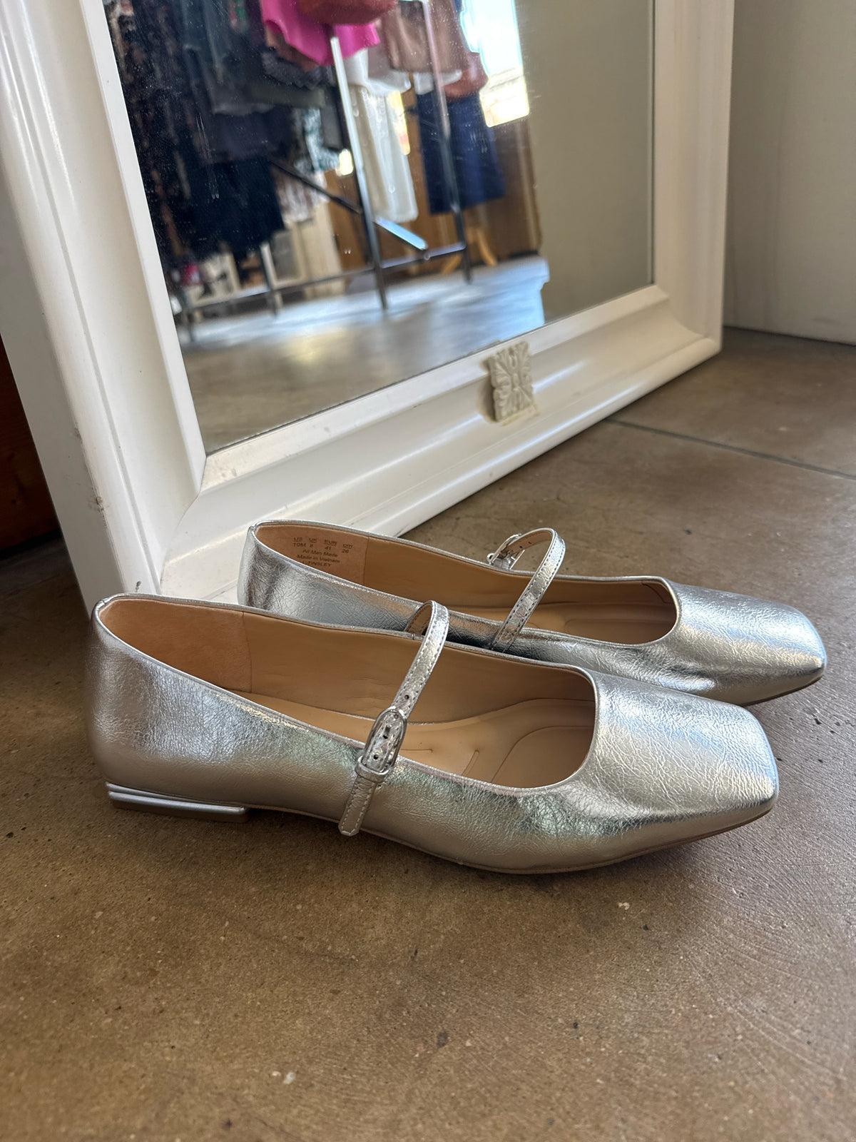 Franco Sarto Shoe Size 10 Silver Flats
