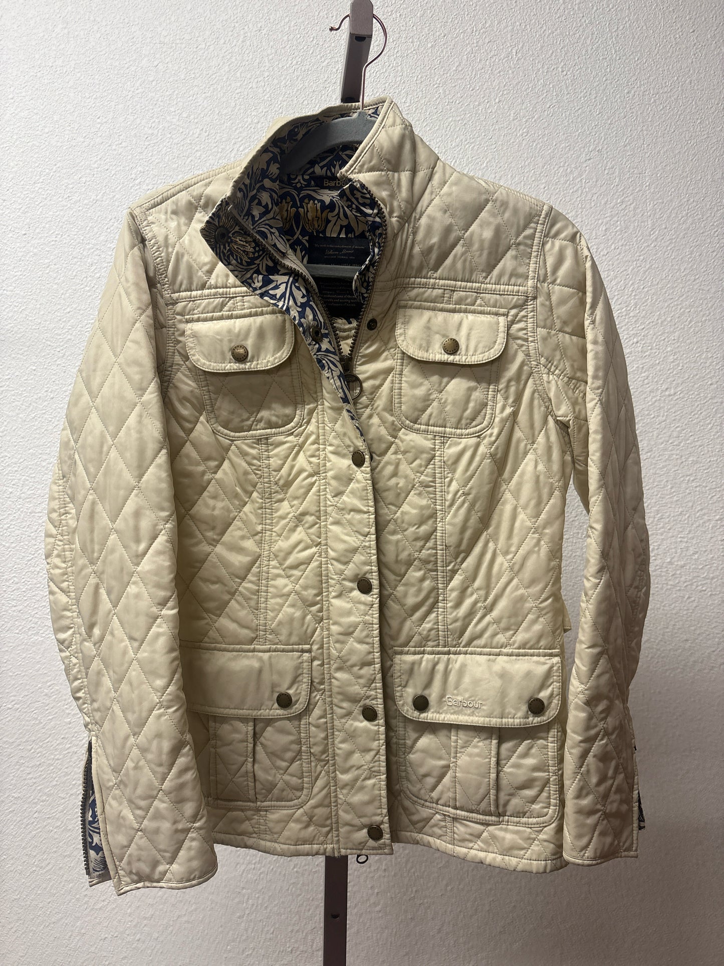Barbour Size 6 Cream Quilted Jacket