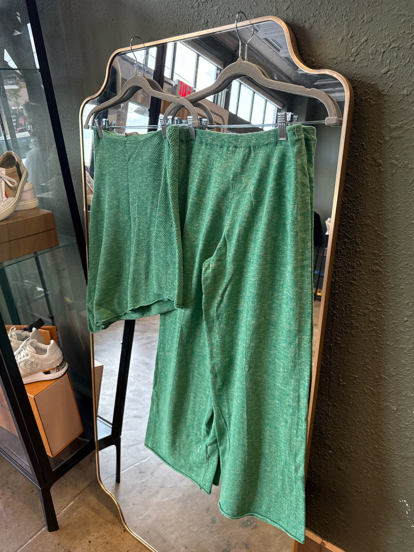 free-est Size XS Green Top & Pant Set