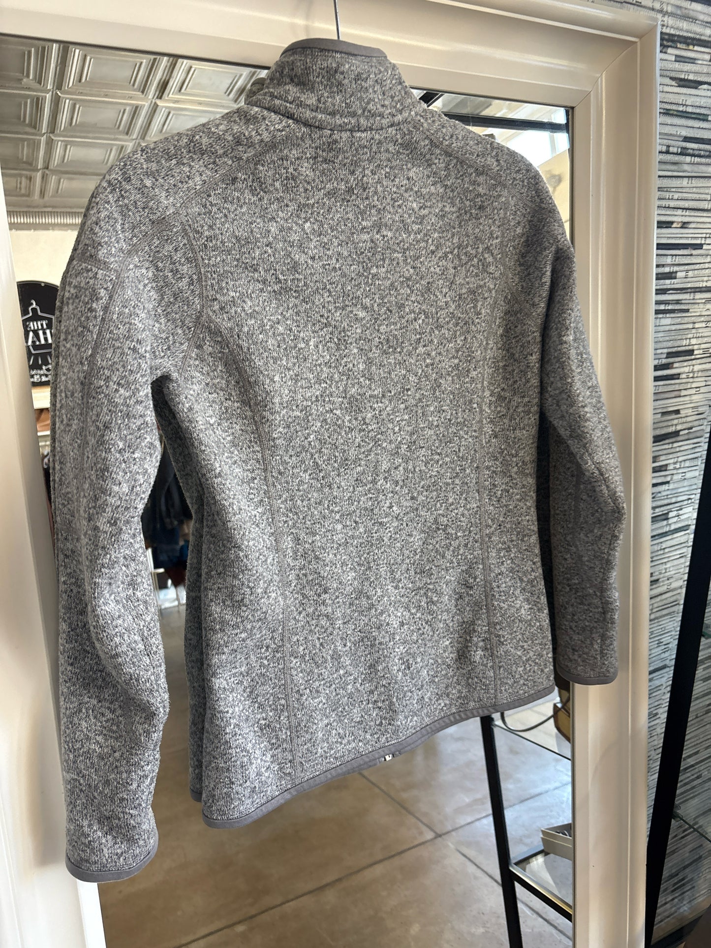 patagonia Size XS Gray/White speckled Jacket