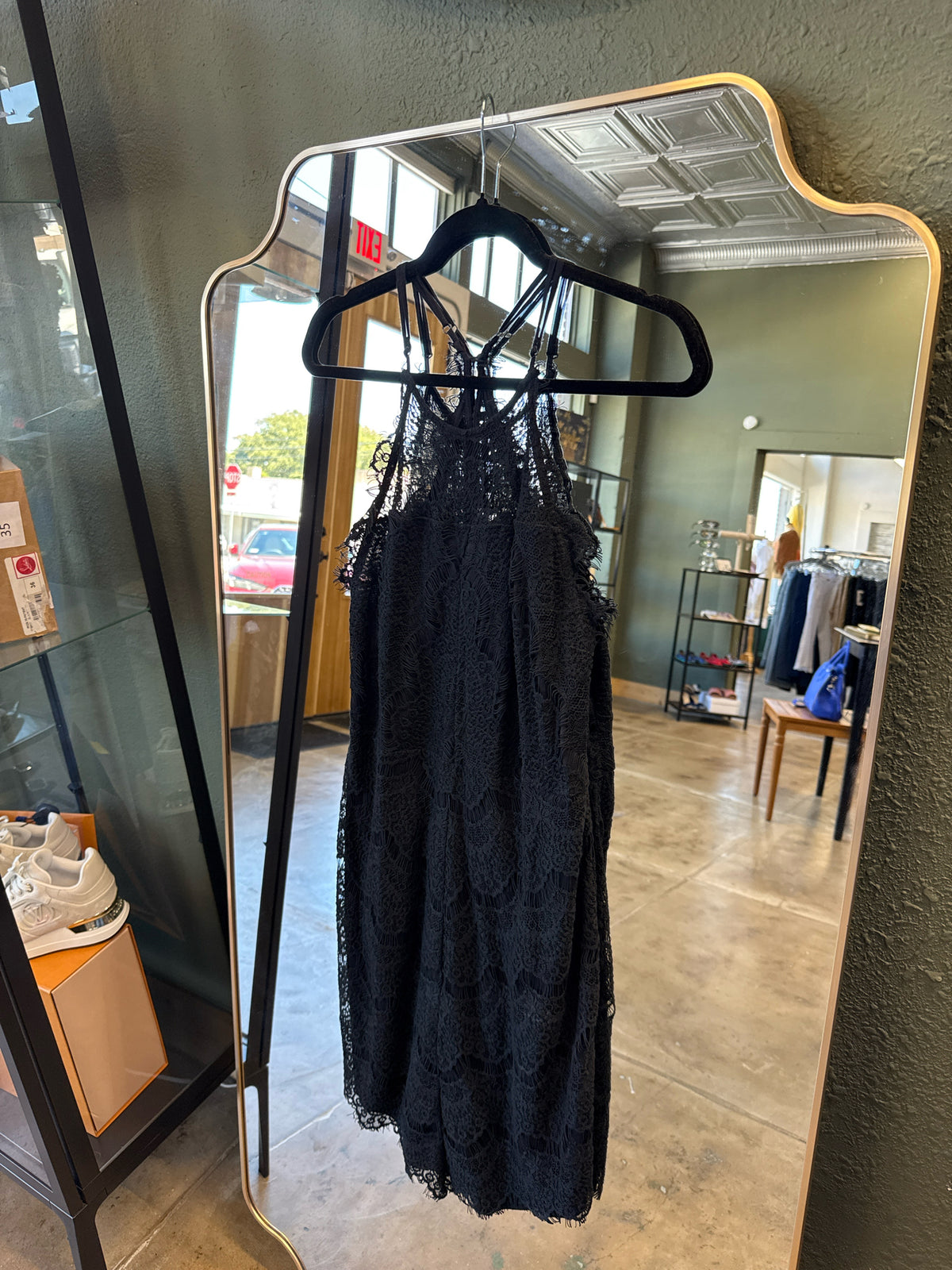 Intimately Size L Black Dress