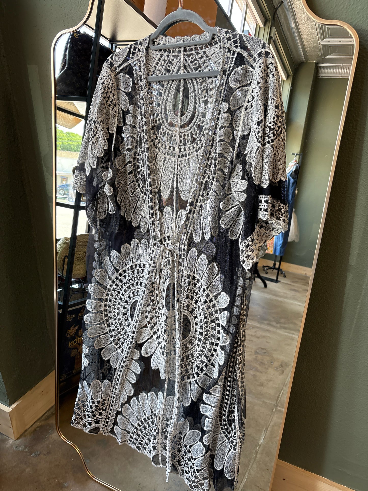 Black & Off White Lace Kimono/Shawl