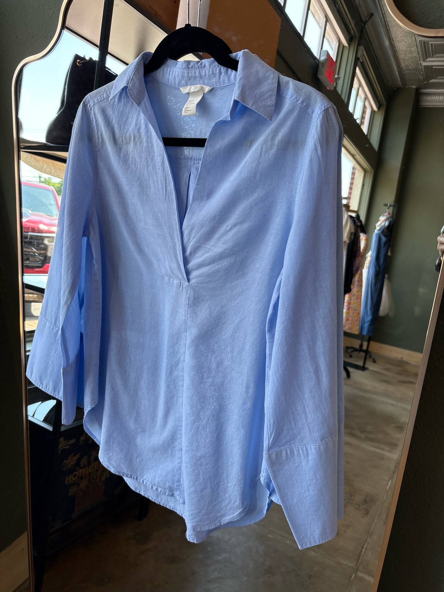 H & M Size 2 Blue Top