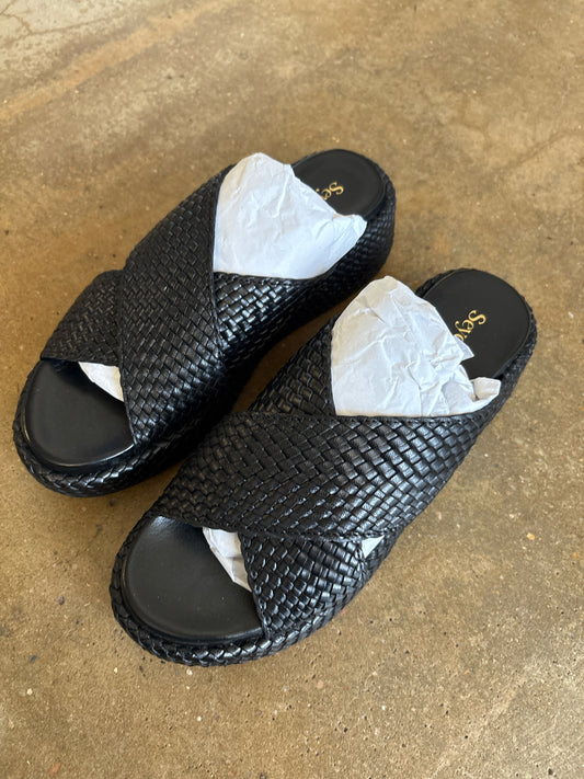 SEYCHELLES Shoe Size 8 Black Sandals
