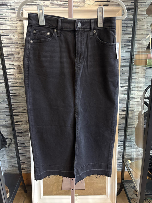 GAP Size 2P Black Denim Skirt
