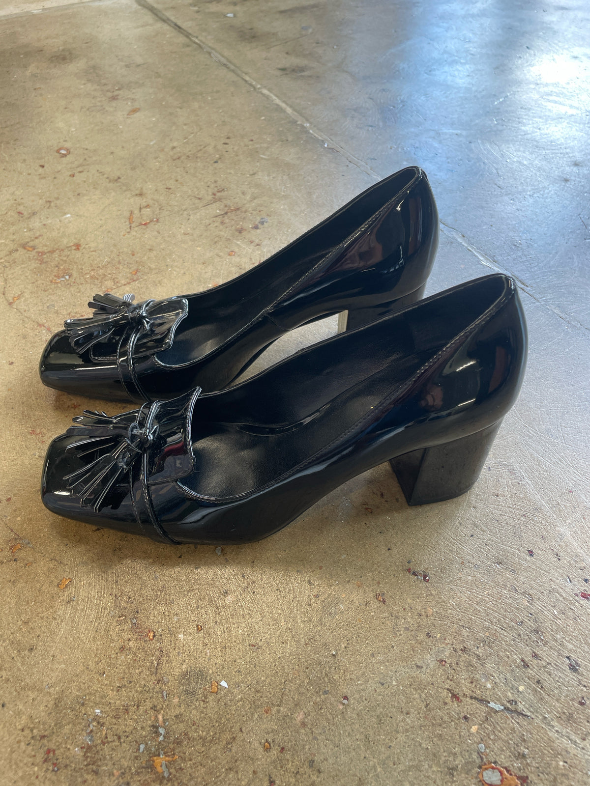 ANN TAYLOR Shoe Size 6 Black Platform