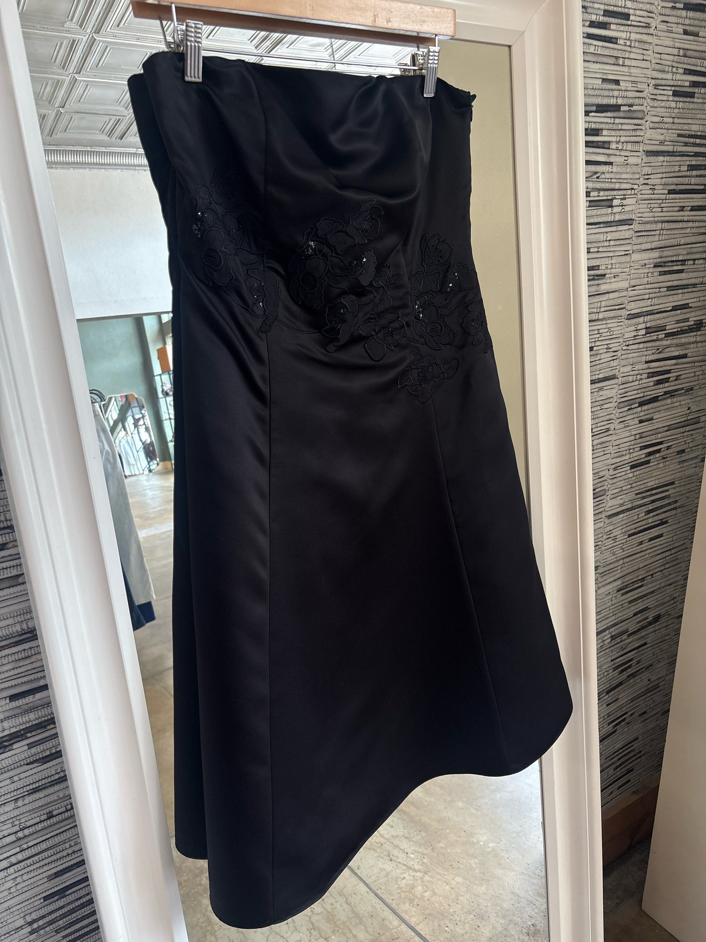 White House Black Market Size 10 Black Dress