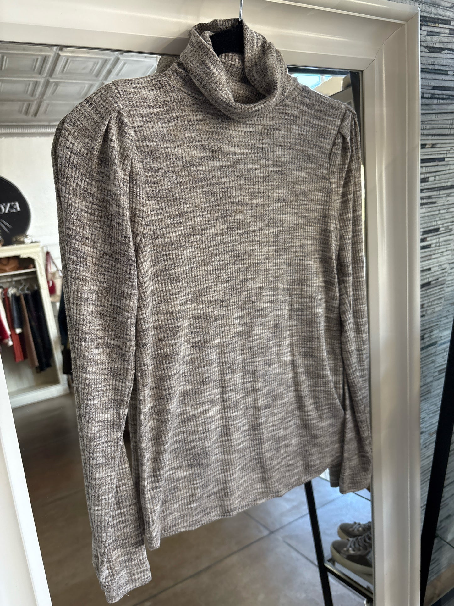 LOFT Size XS Gray/Multi Striated Top