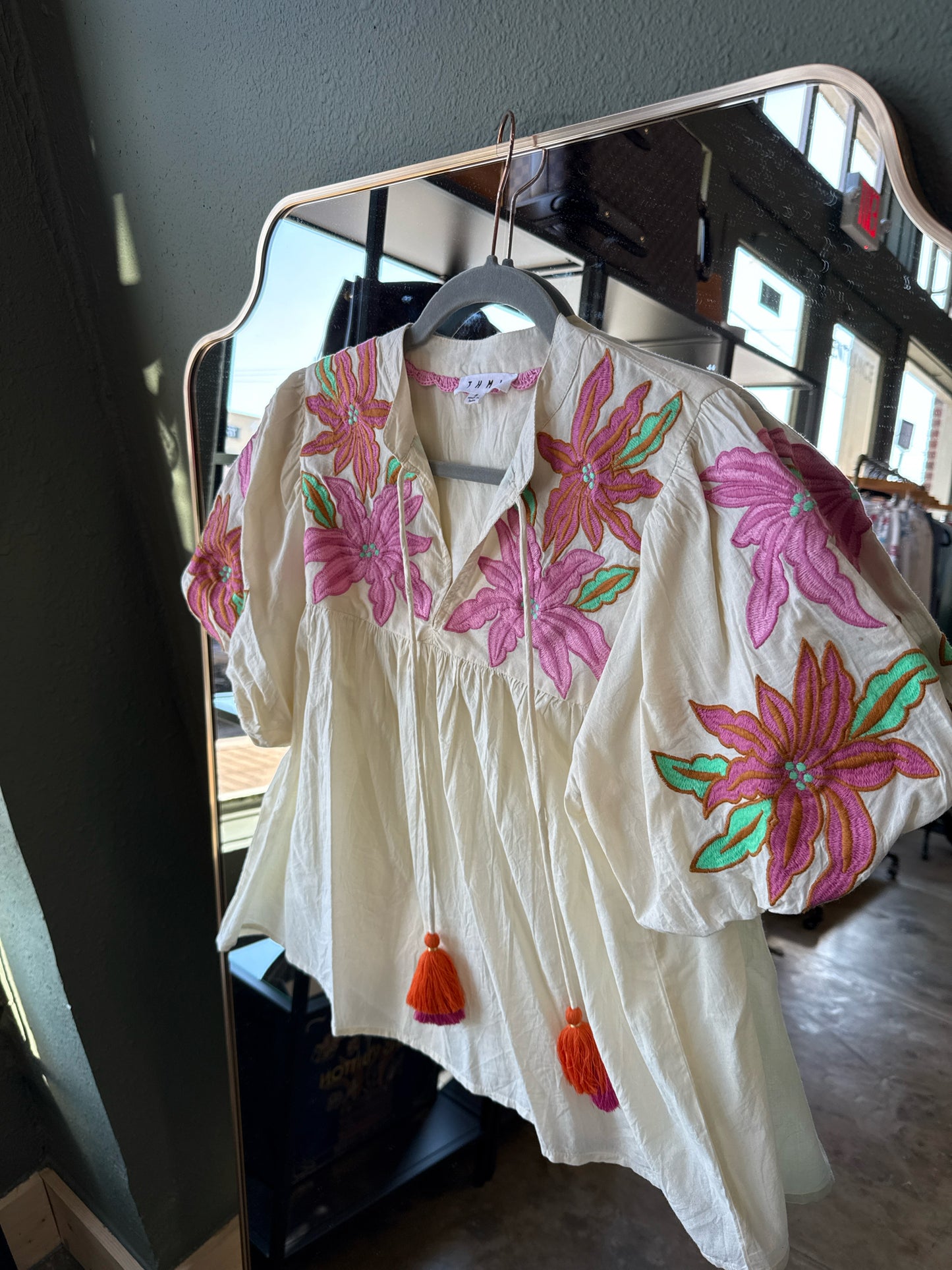 THML Size S Cream/Pink Top