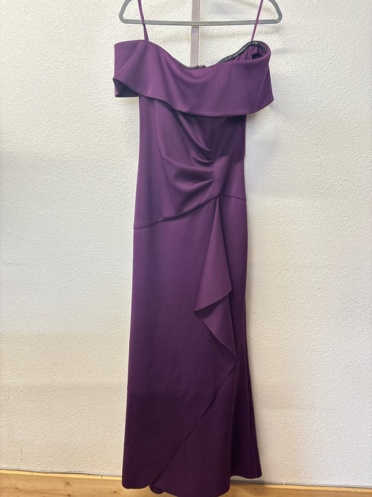 xscape Size 12 Formal
