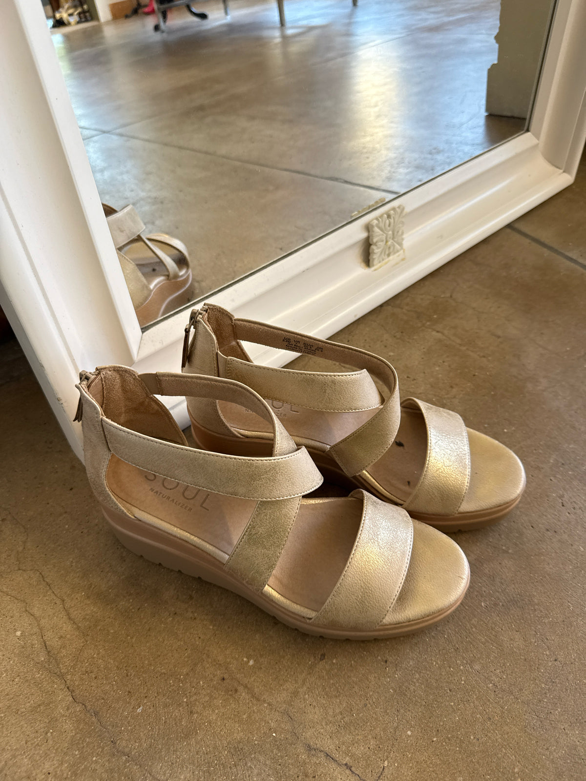 Soul Shoe Size 9.5 Gold Wedge