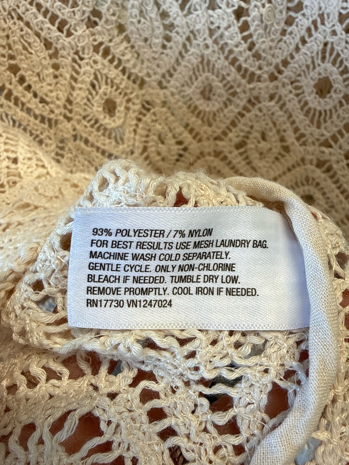 Future Collective Size L Cream Top