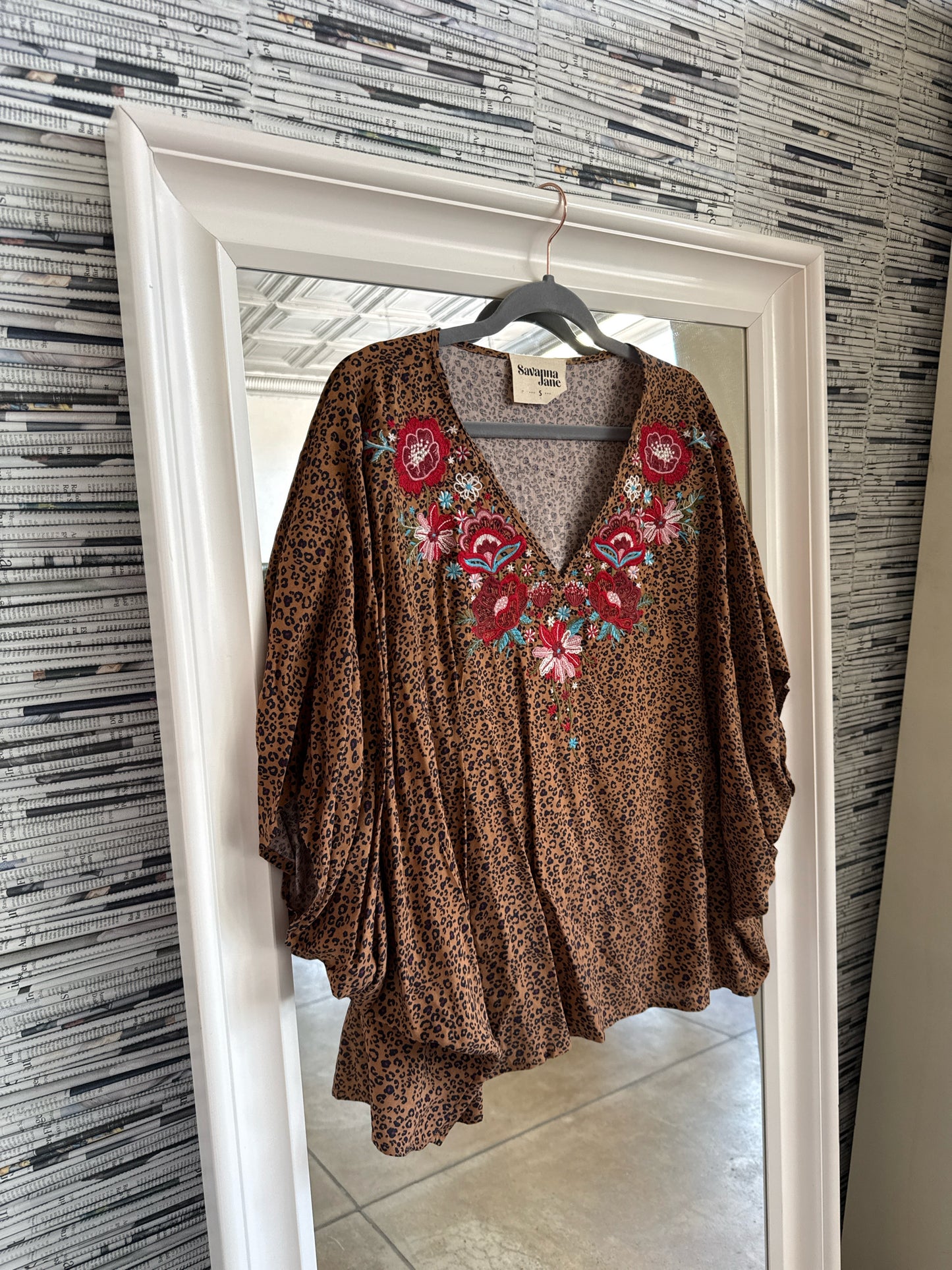 Savanna Jane Size S Brown Top