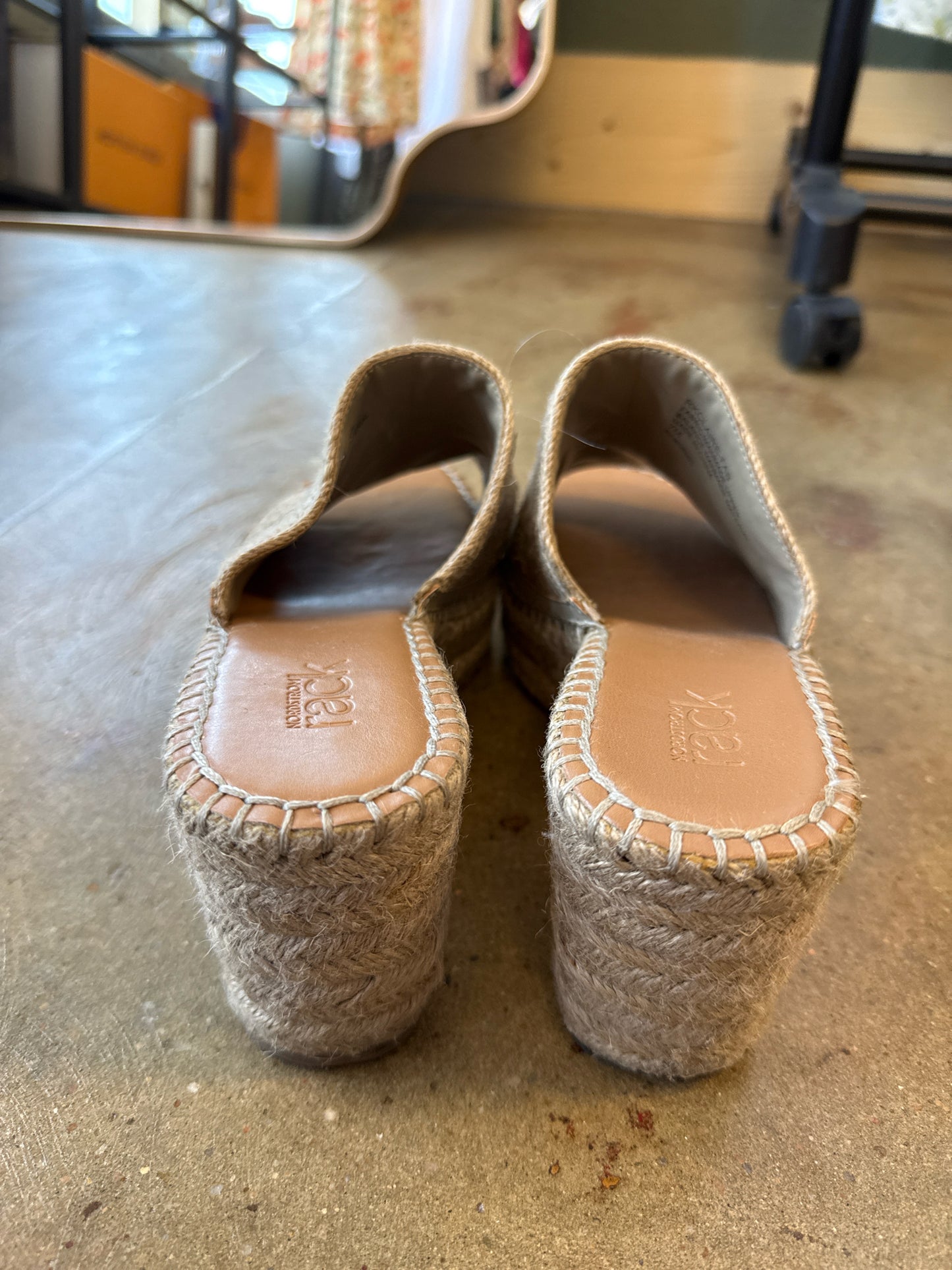 Nordstrom Rack Shoe Size 7 Tan Wedge