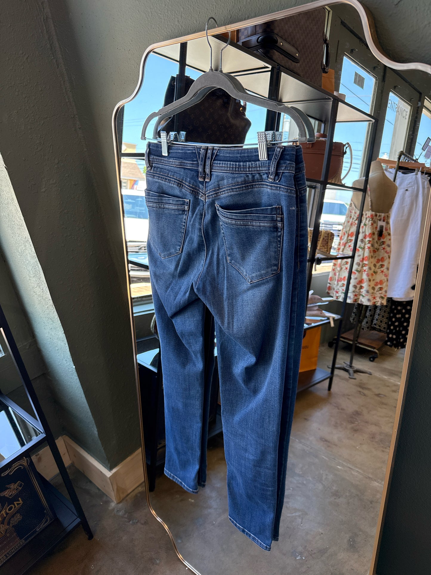 Democracy Size 6 Denim Jeans