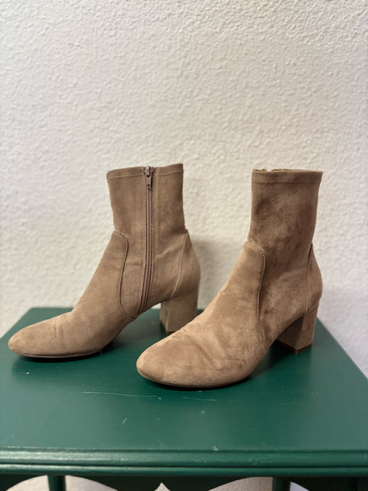 Vaneli Shoe Size 7 Taupe Faux Suede Boots