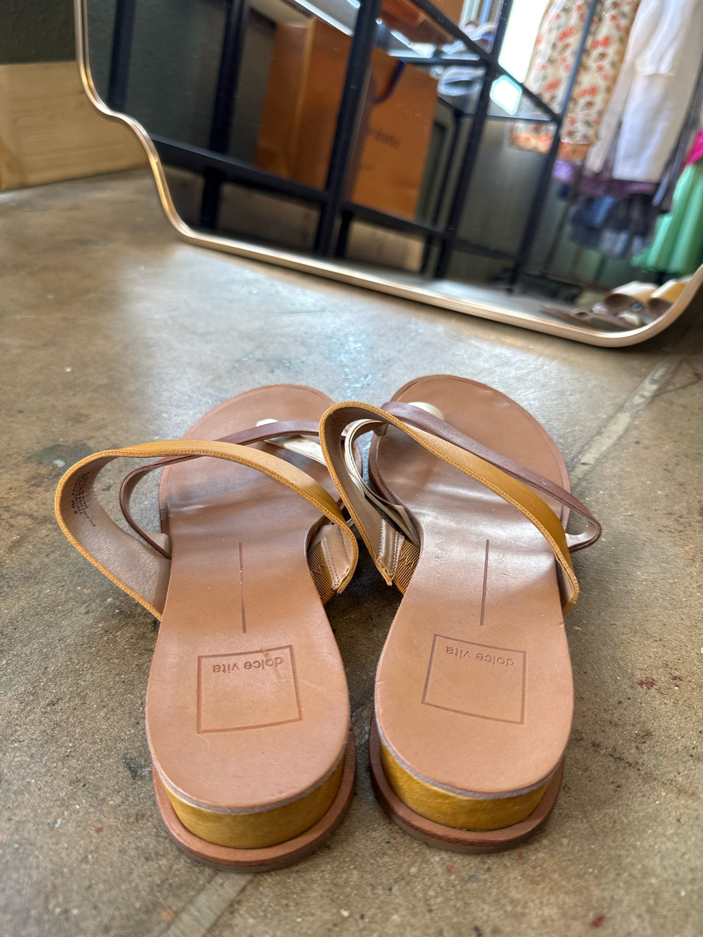 Dolce Vita Shoe Size 8.5 Brown Sandals