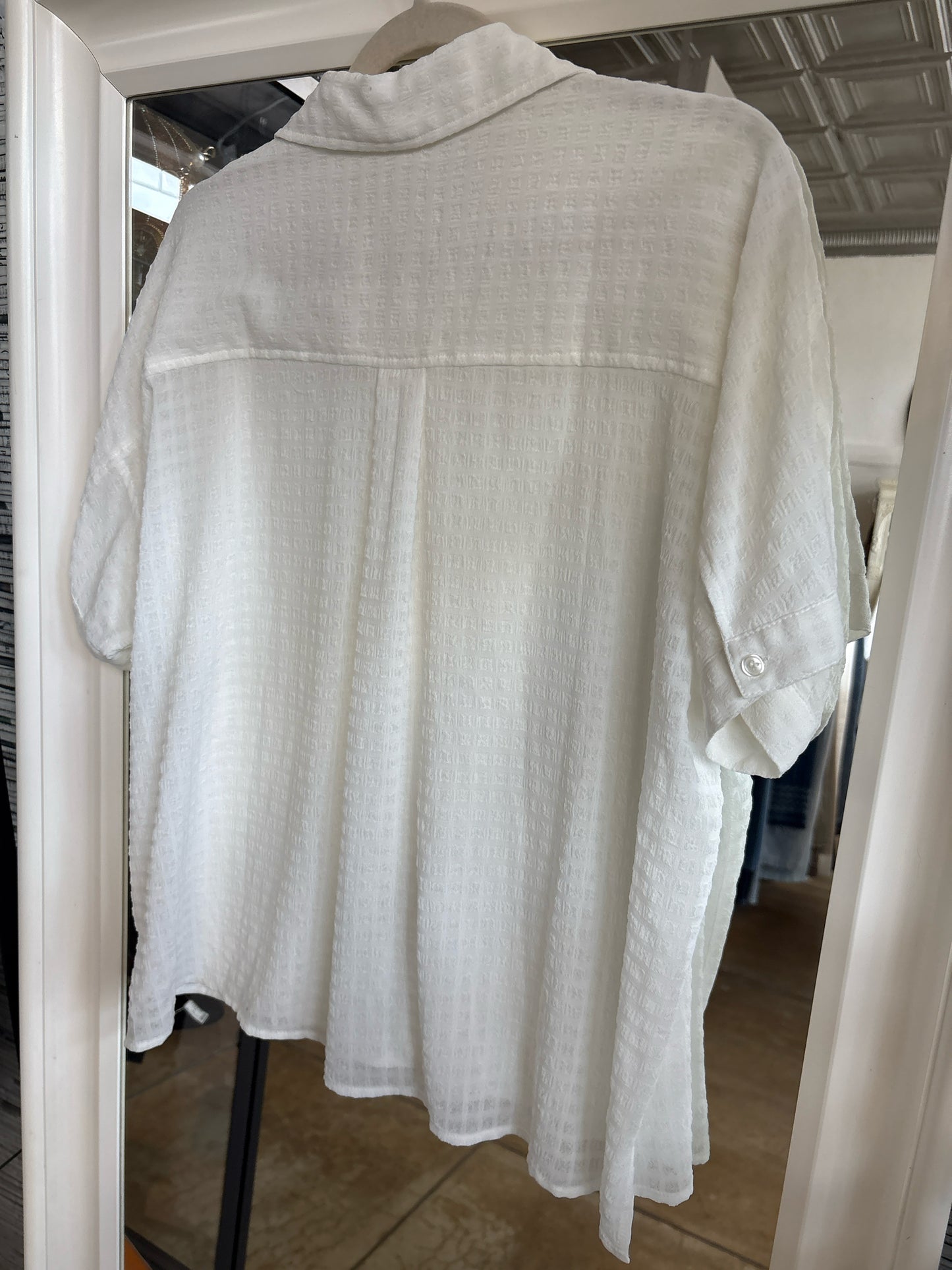 Max Studio Size S White button down Top