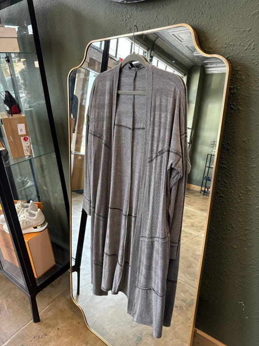 GIGIO Size S Gray Kimono/Shawl