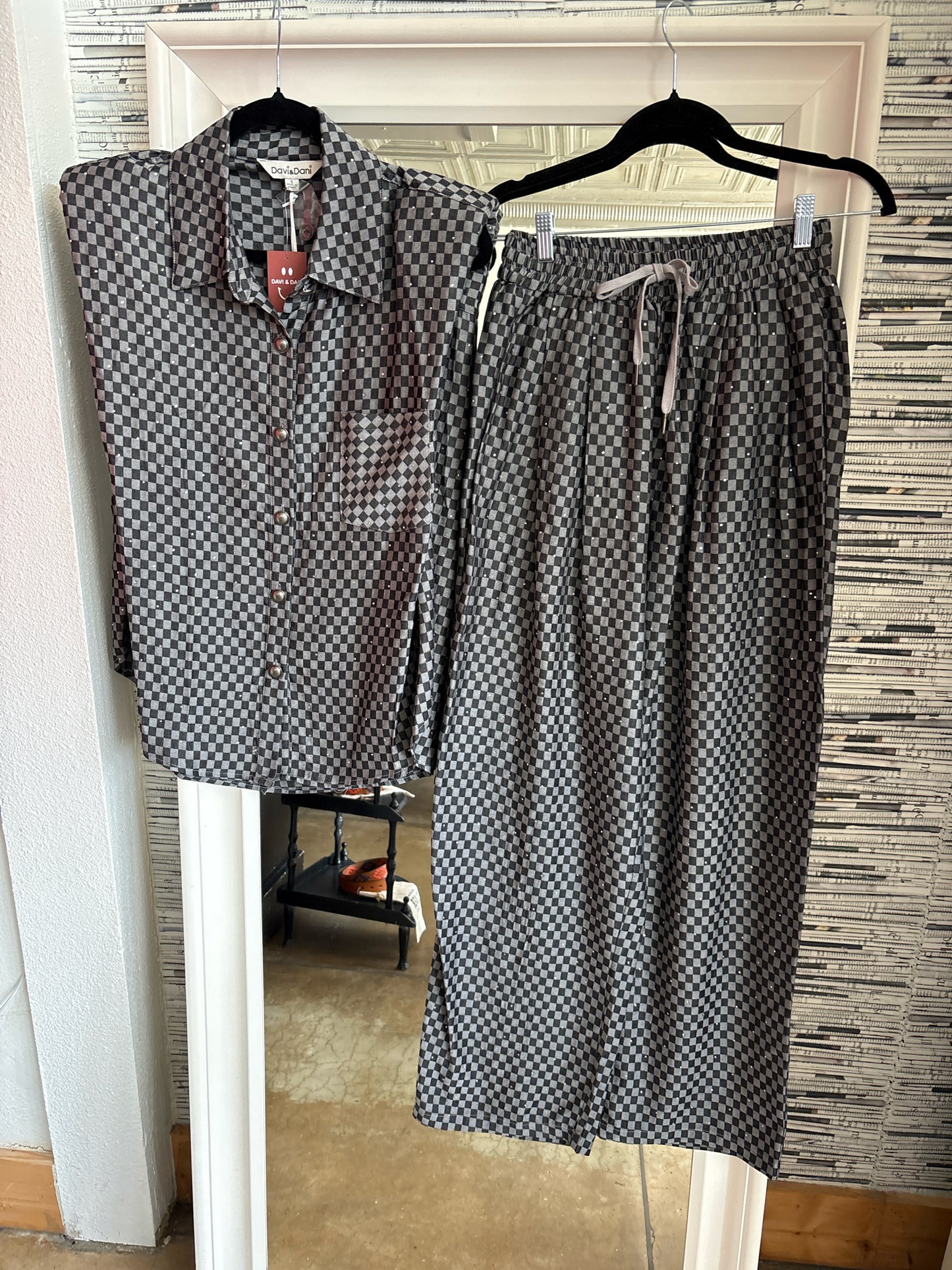 Davi & Dani Size S black and gray Two Piece Set