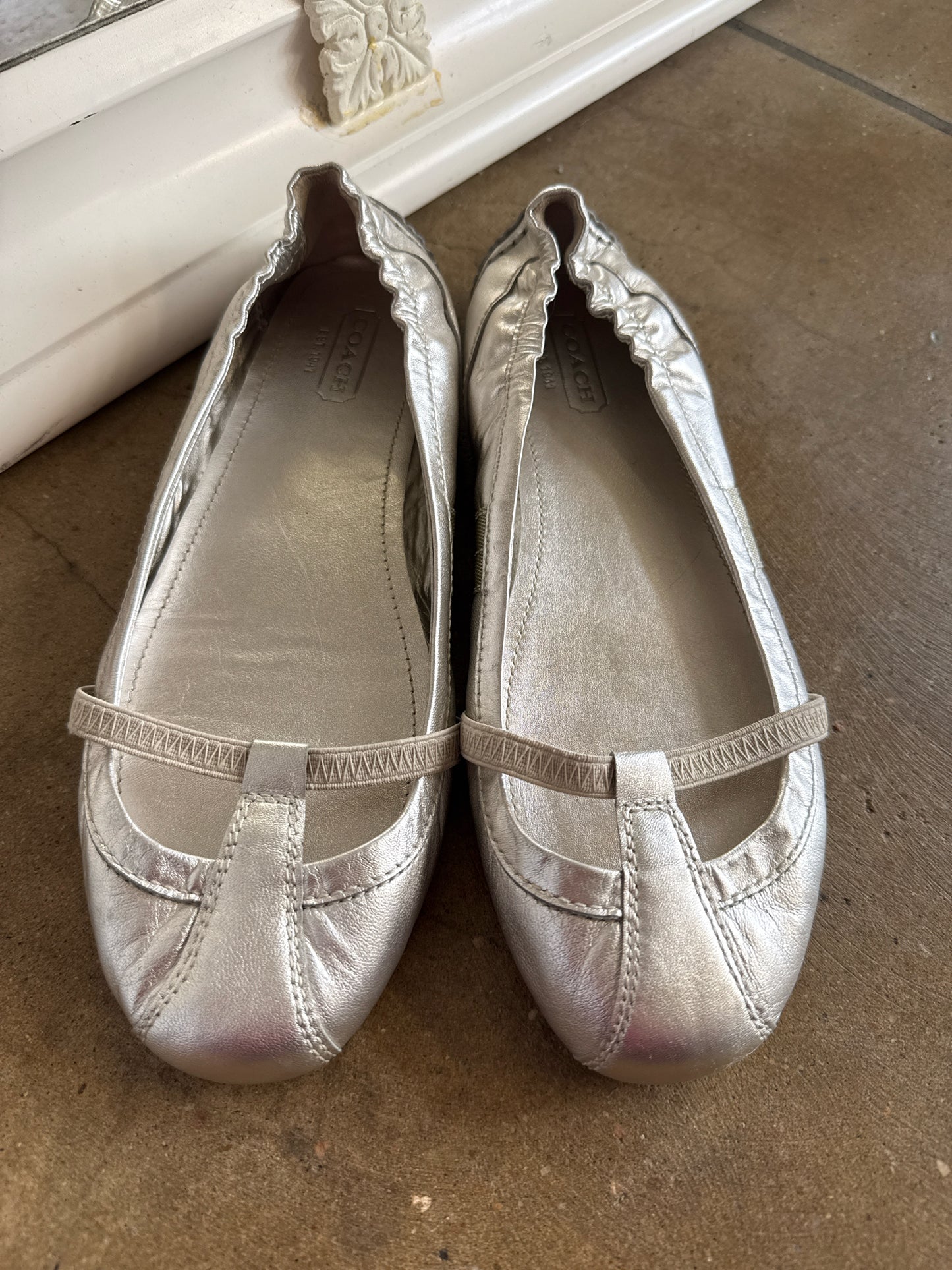 COACH Shoe Size 8.5 Silver Flats