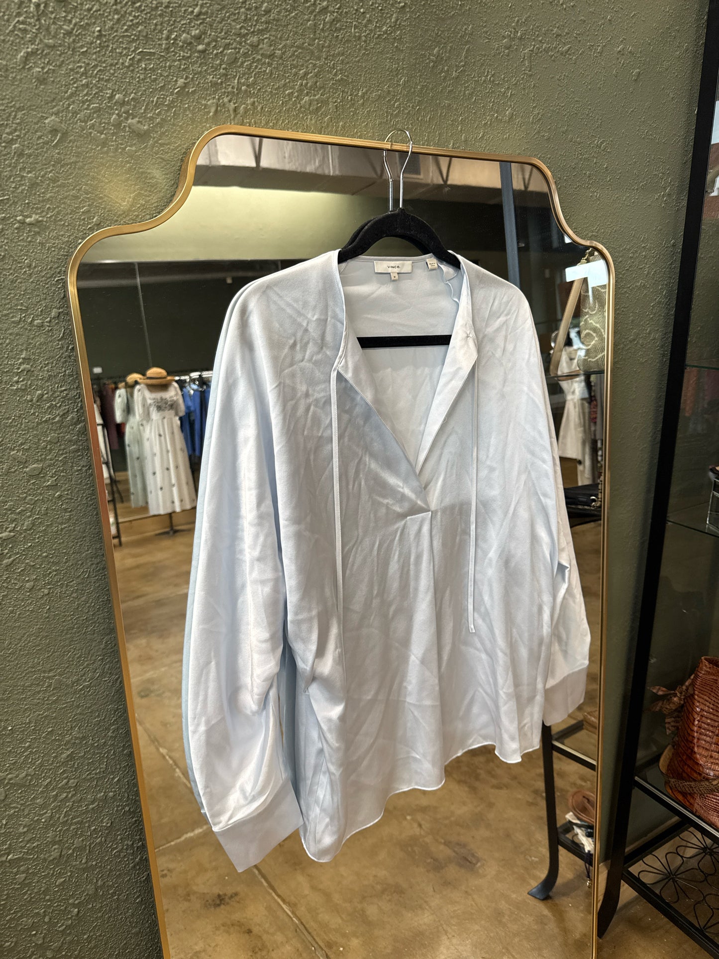 Vince Size M Light Blue Top