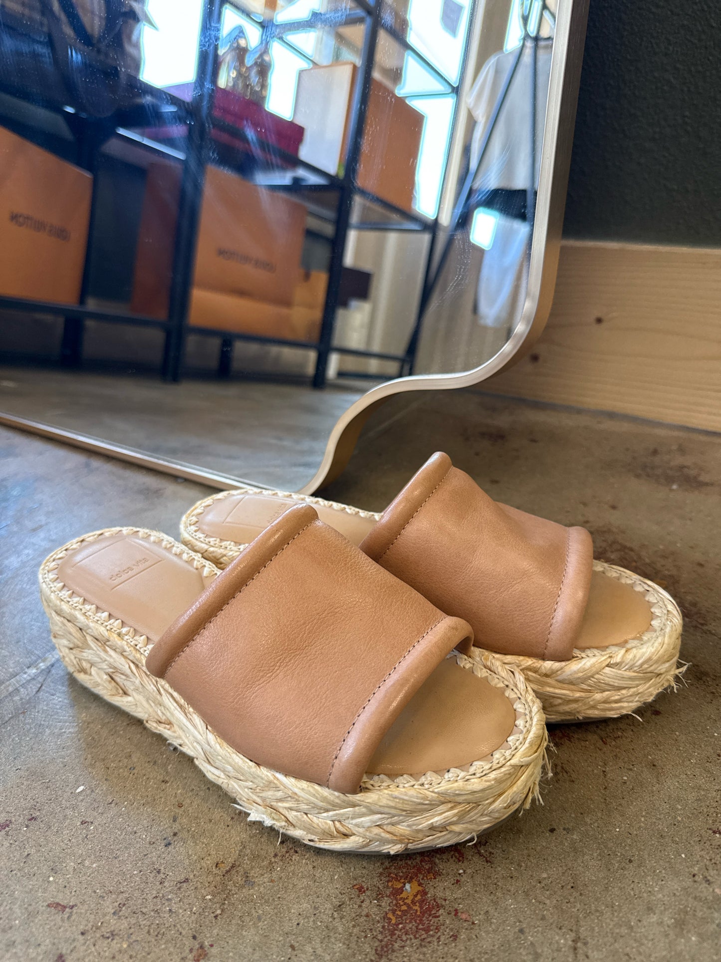 Dolce Vita Shoe Size 7 Tan Heels