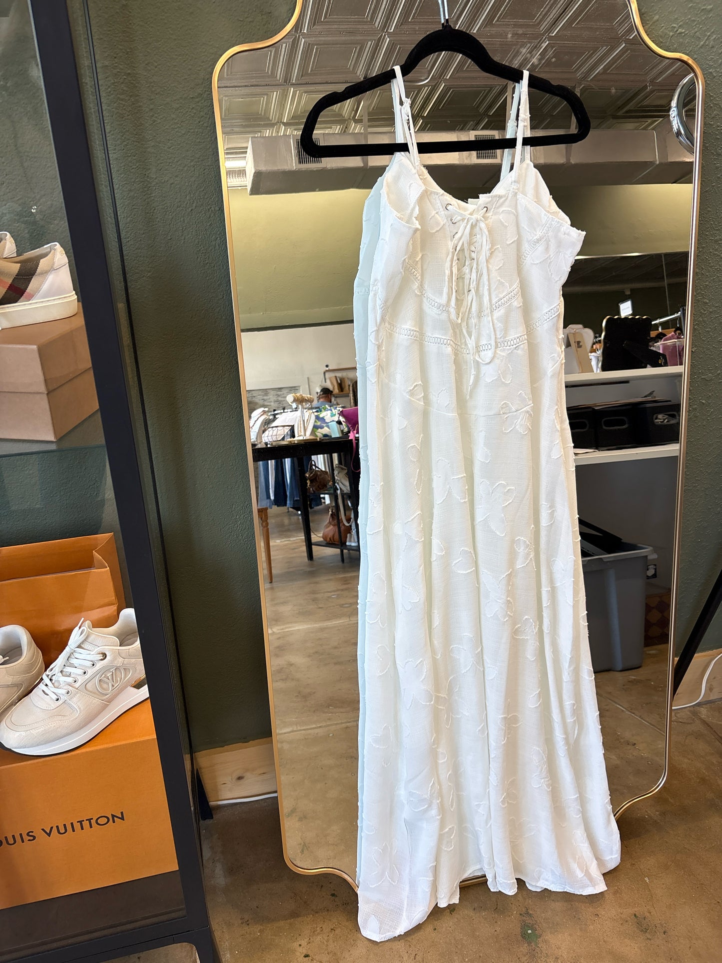 Micas Size XL White Dress