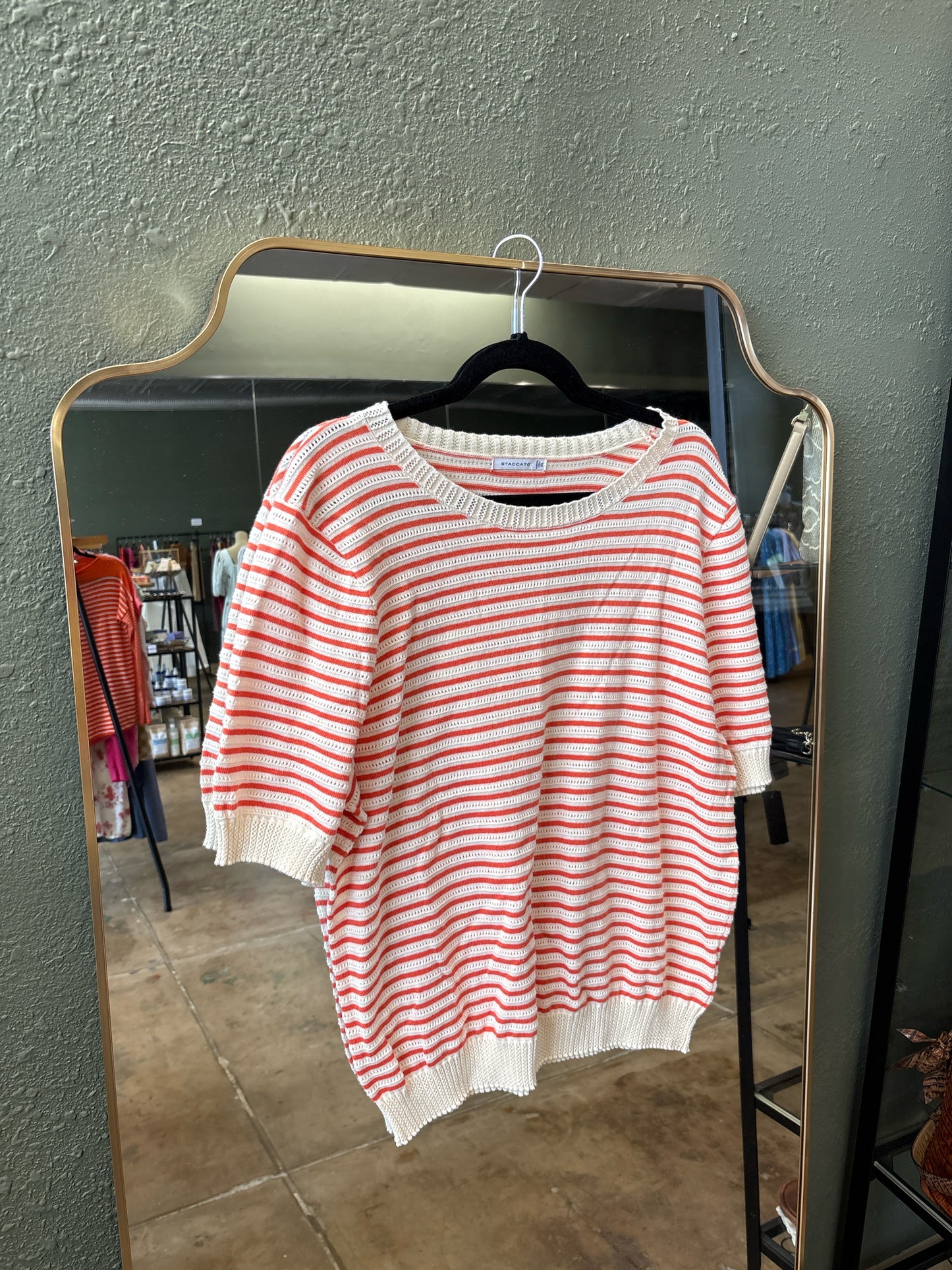 staccato Size XL Orange/Cream Top