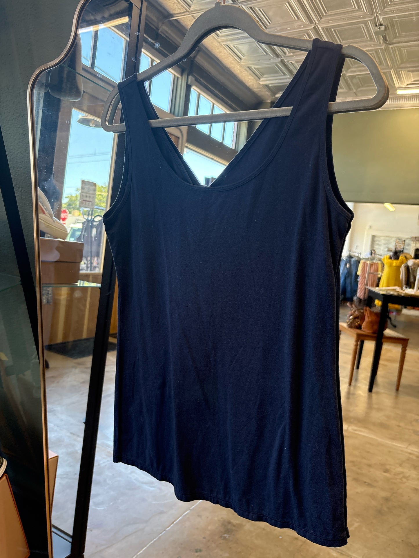 Neon Buddha Size S Navy Top
